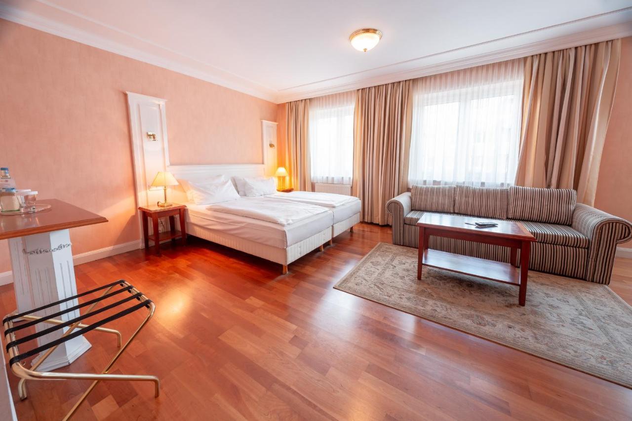 Hotel Hanseatischer Hof 4*